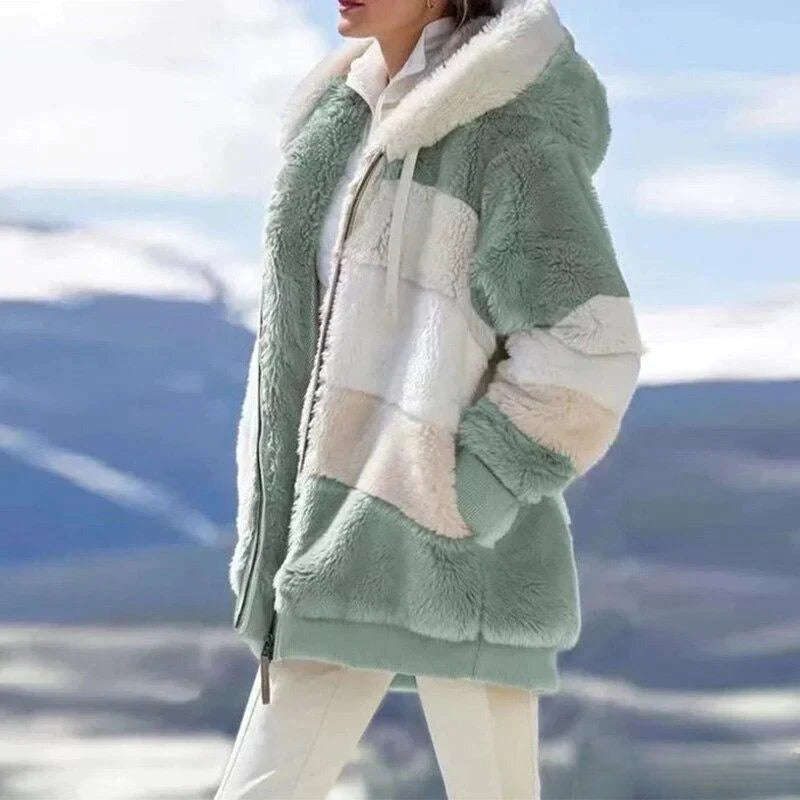 Alice – Cozy Tweed Hooded Jacket with Wool Lining
