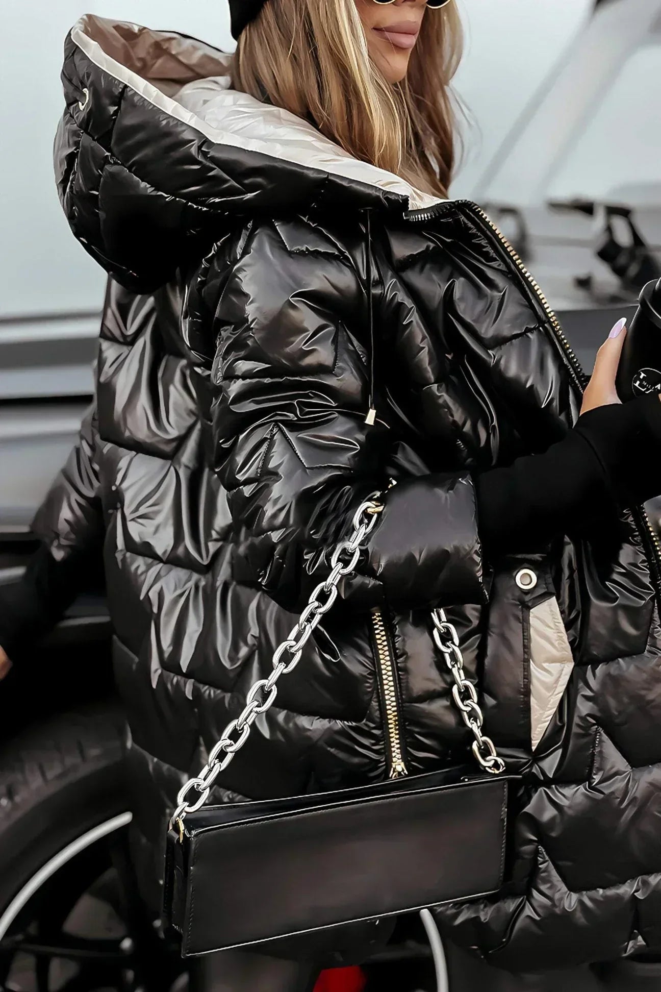 Lina | Long, warm quilted jacket with generous hood